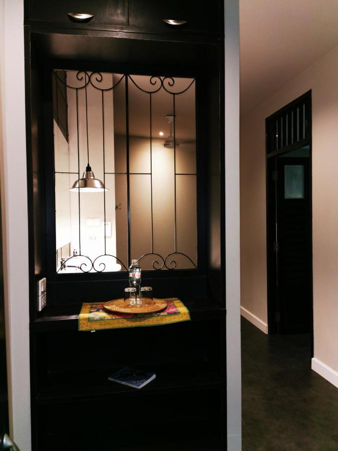 לינה וארוחת בוקר בנגקוק Chomm House מראה חיצוני תמונה