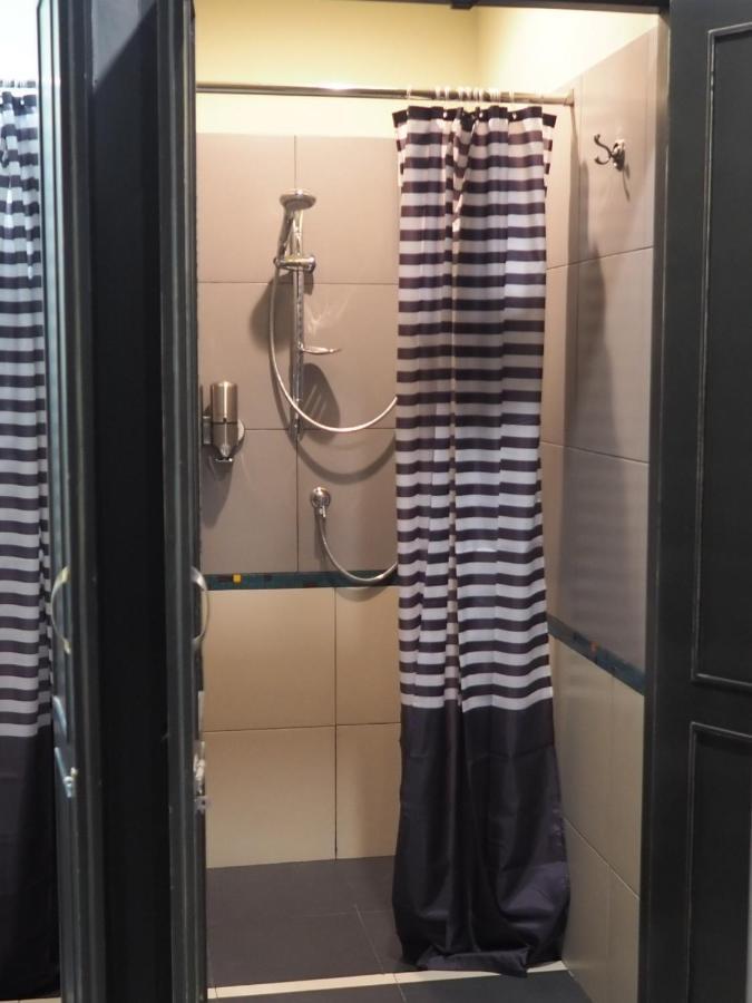לינה וארוחת בוקר בנגקוק Chomm House מראה חיצוני תמונה