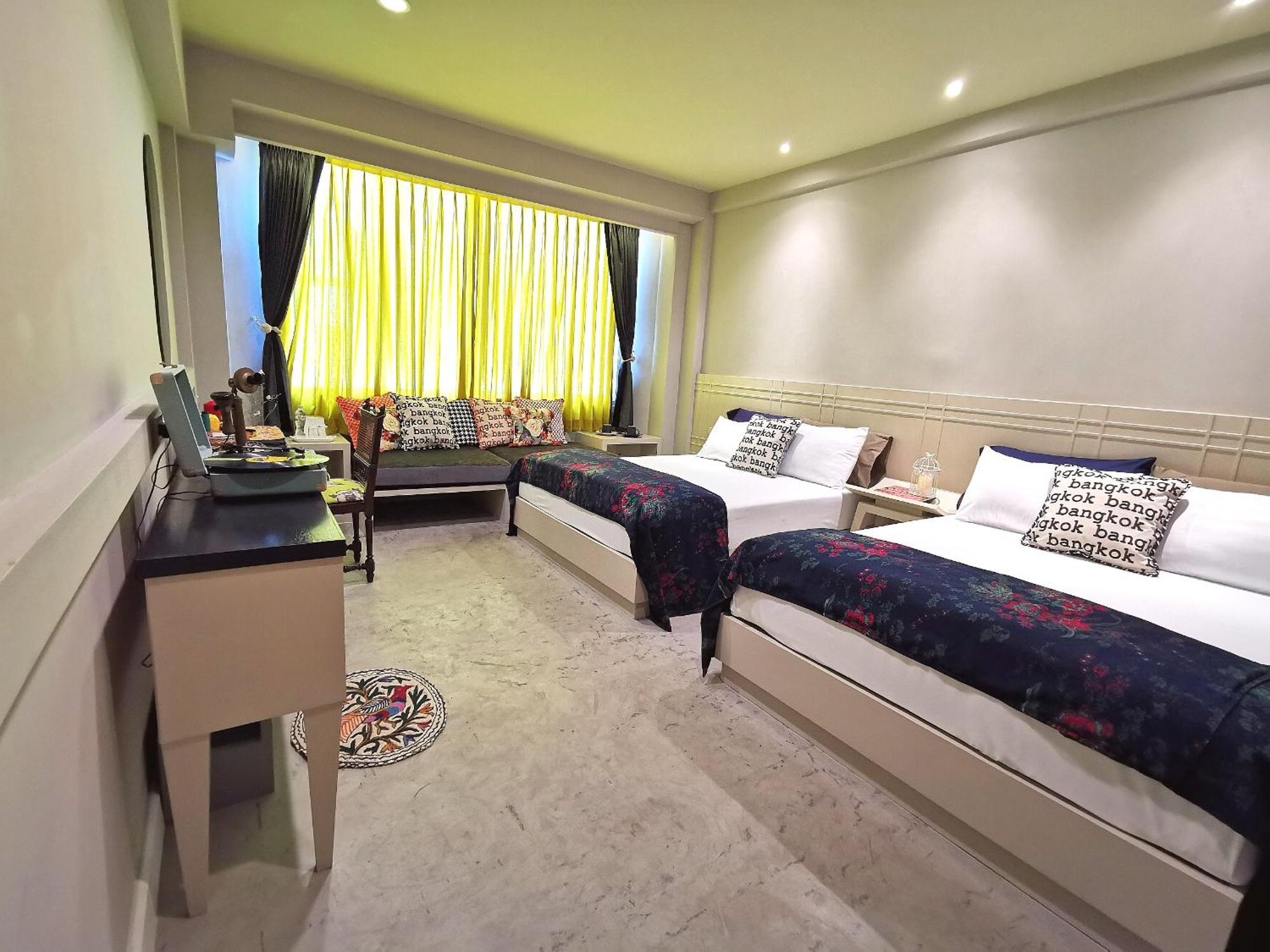 לינה וארוחת בוקר בנגקוק Chomm House חדר תמונה